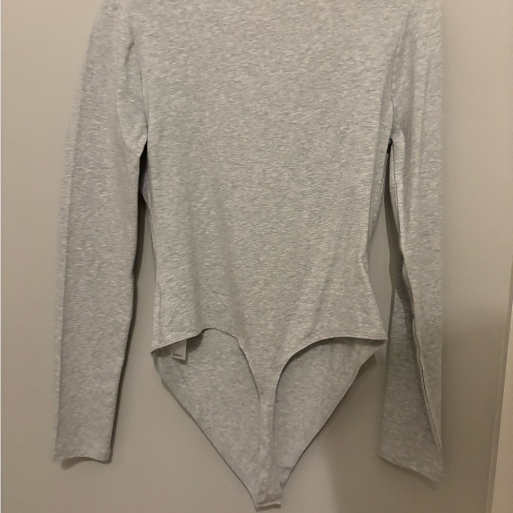 Good American Long Sleeve Heather Gray Bodysuit - Picture 2 of 4